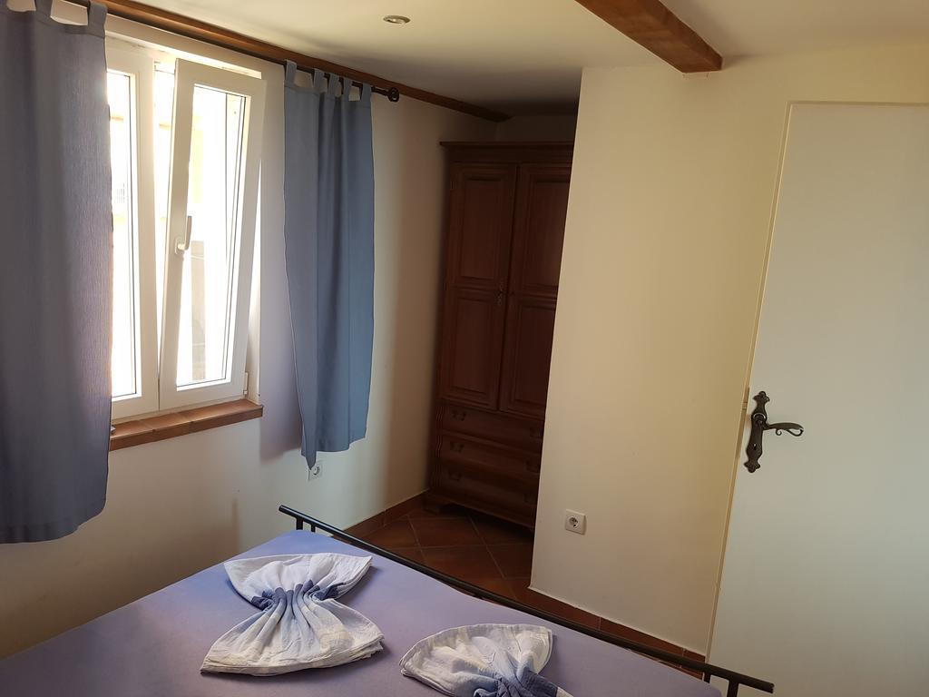 Apartments Mirela Gradac  Buitenkant foto