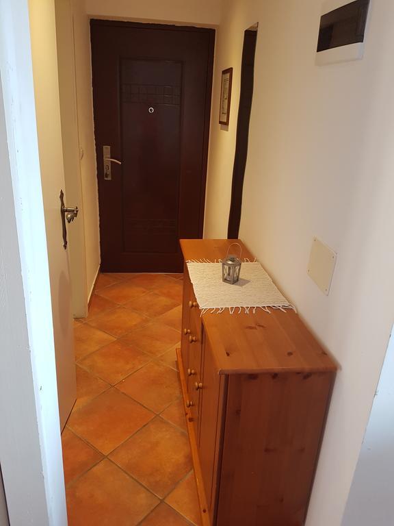 Apartments Mirela Gradac  Buitenkant foto